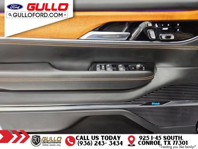 Used 2022 Jeep Grand Wagoneer Series III image 18