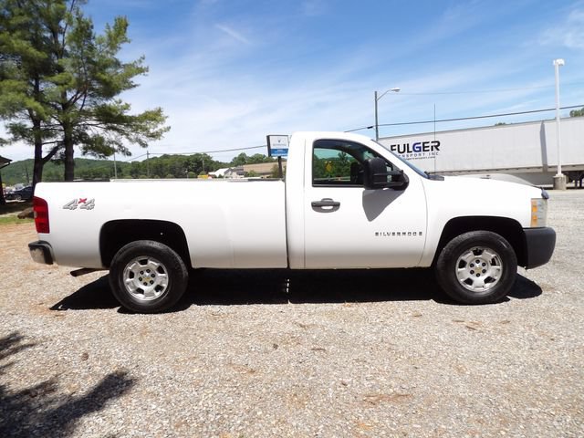 Used 2007 Chevrolet Silverado 1500 W/T w/ Towing Package AWD/4WD image 5