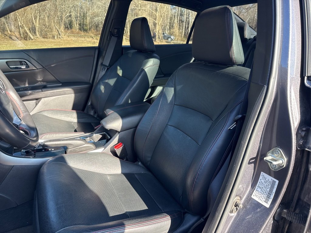 Used 2017 Honda Accord Sport Special Edition image 14