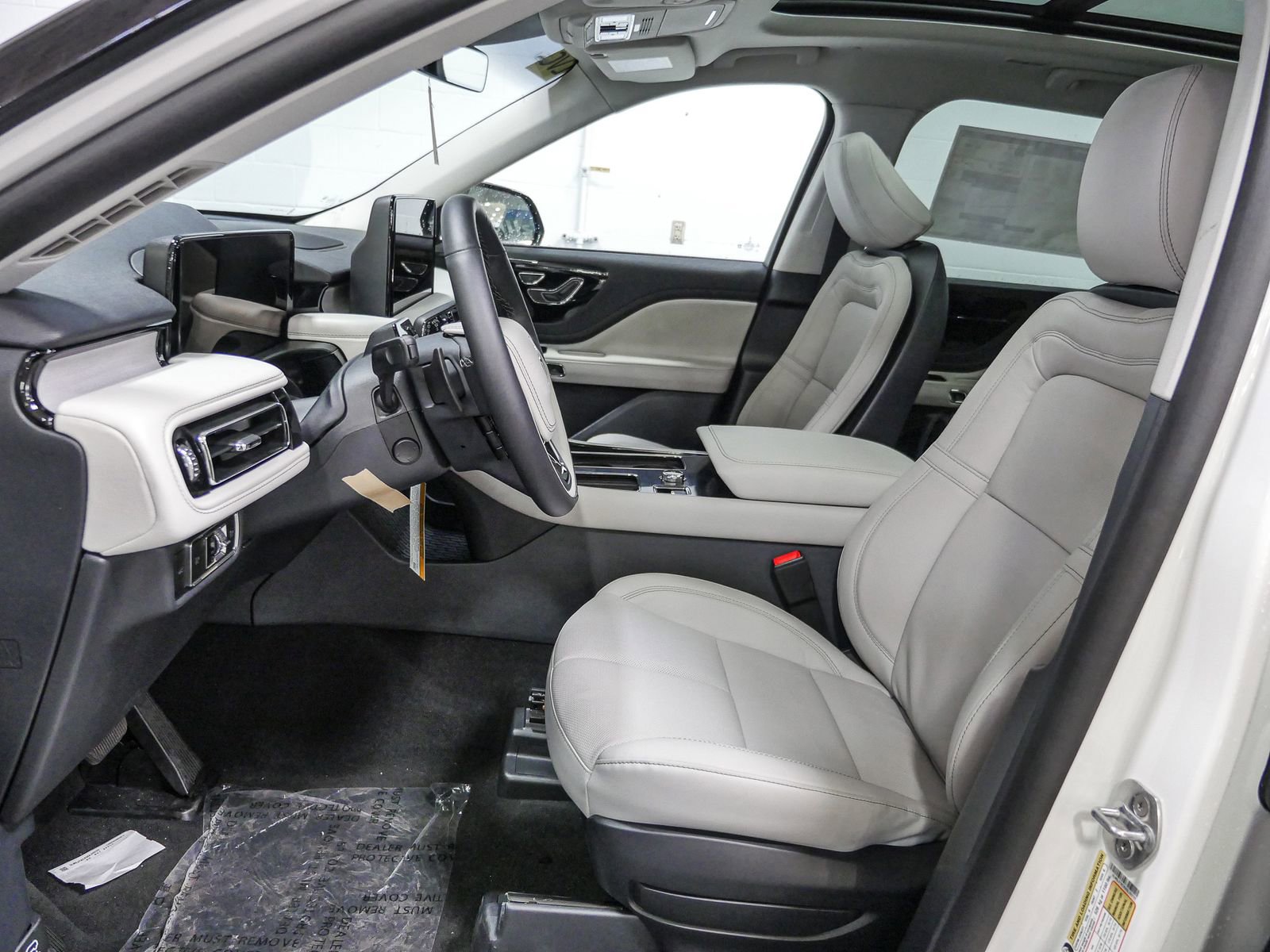 New 2025 Lincoln Aviator Reserve image 25