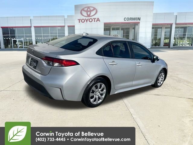 Used 2025 Toyota Corolla LE image 8