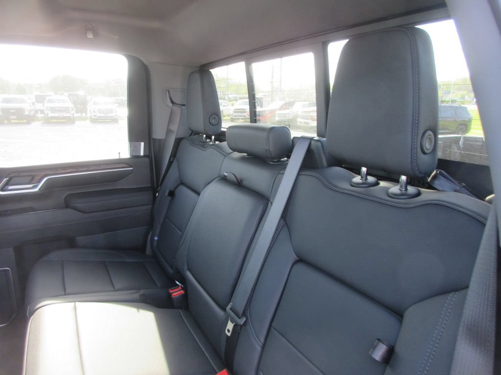 New 2026 GMC Sierra 2500 SLT w/ SLT Premium Package AWD/4WD image 14