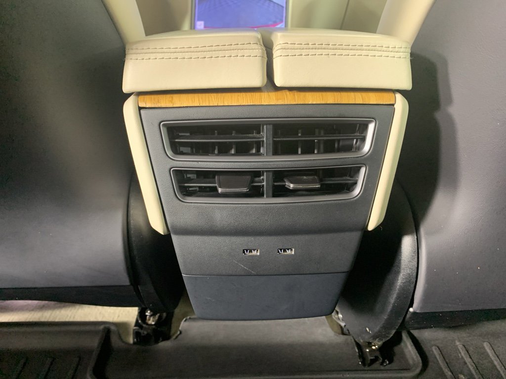 Used 2019 Tesla Model S 100D AWD/4WD image 34