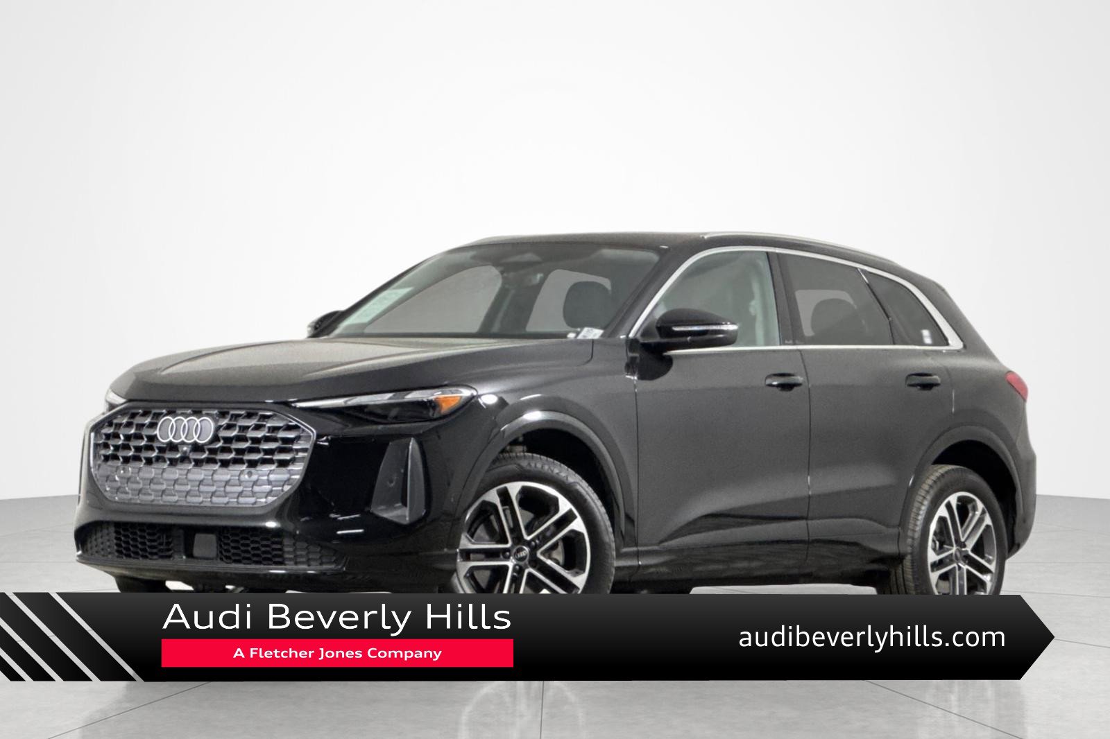 Used 2025 Audi Q5 Premium w/ 19" Wheel Package