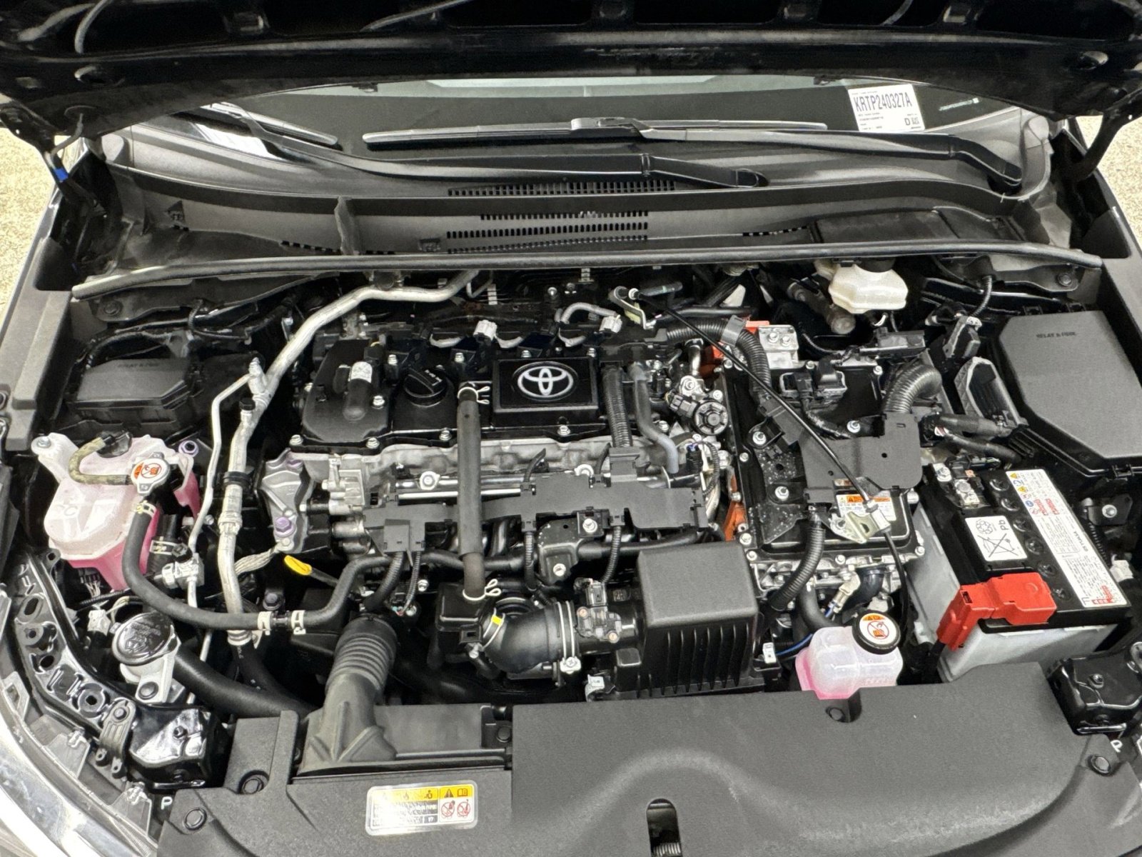 Used 2025 Toyota Corolla LE image 40