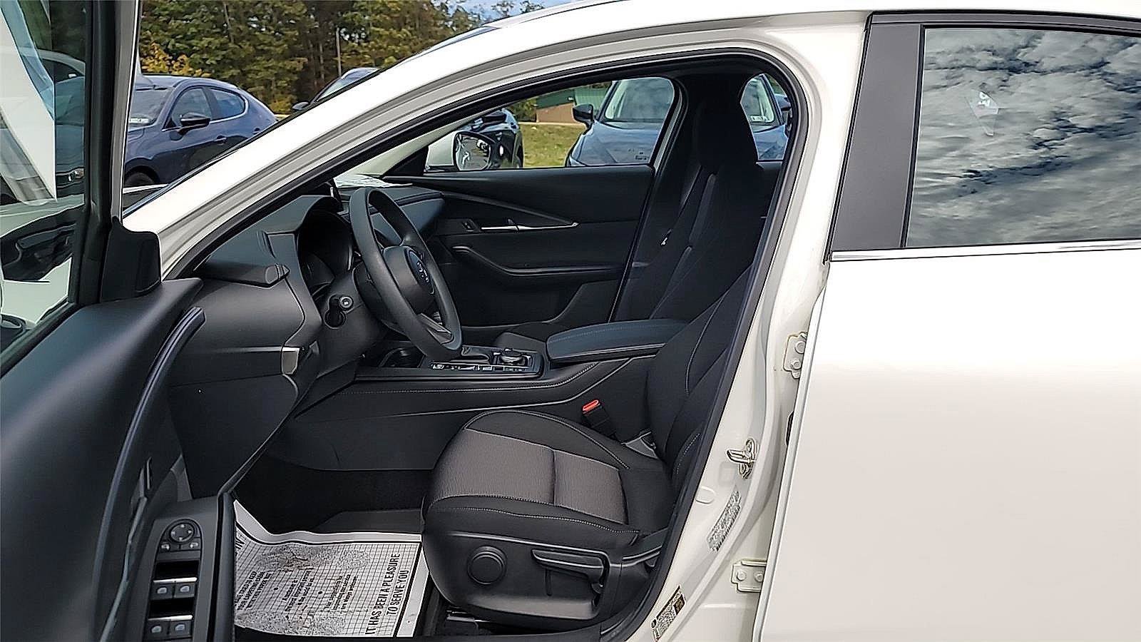 Certified 2025 MAZDA CX-30 AWD 2.5 S image 10