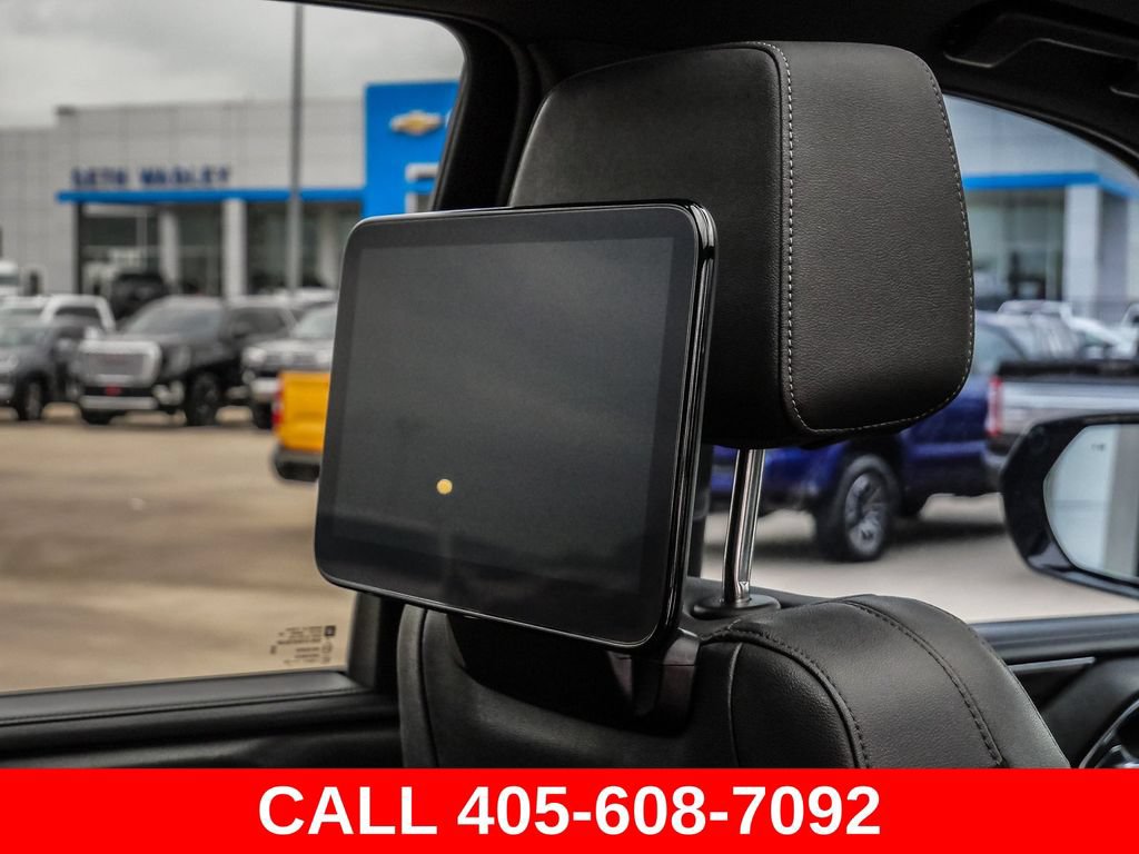 Used 2023 Chevrolet Suburban Z71 w/ Off-Road Capability Package AWD/4WD image 51