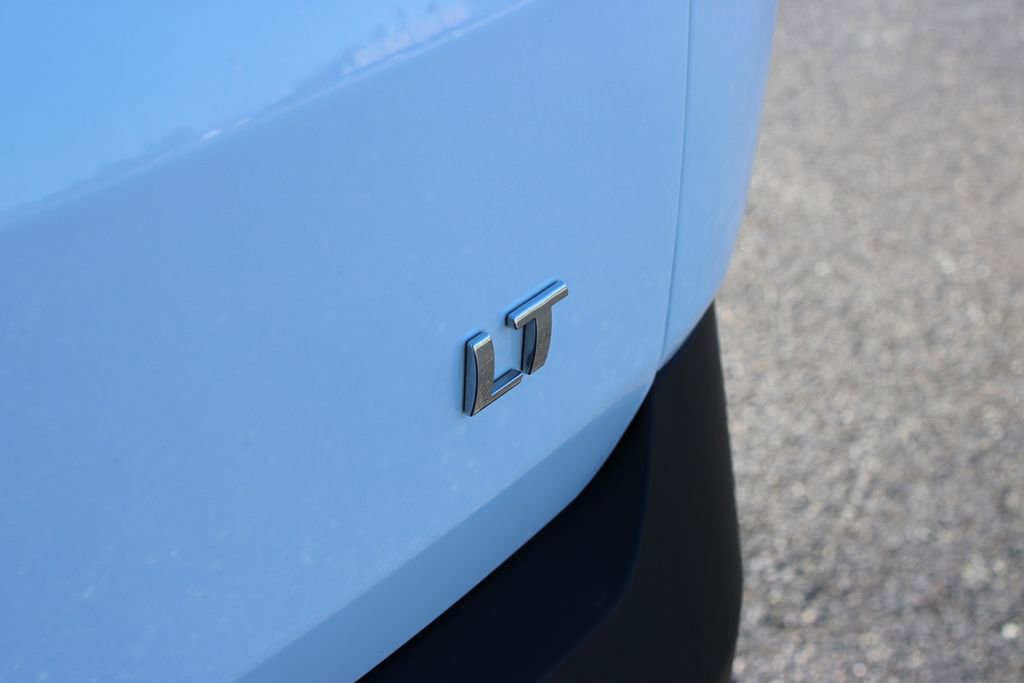 Used 2023 Chevrolet Traverse LT image 16