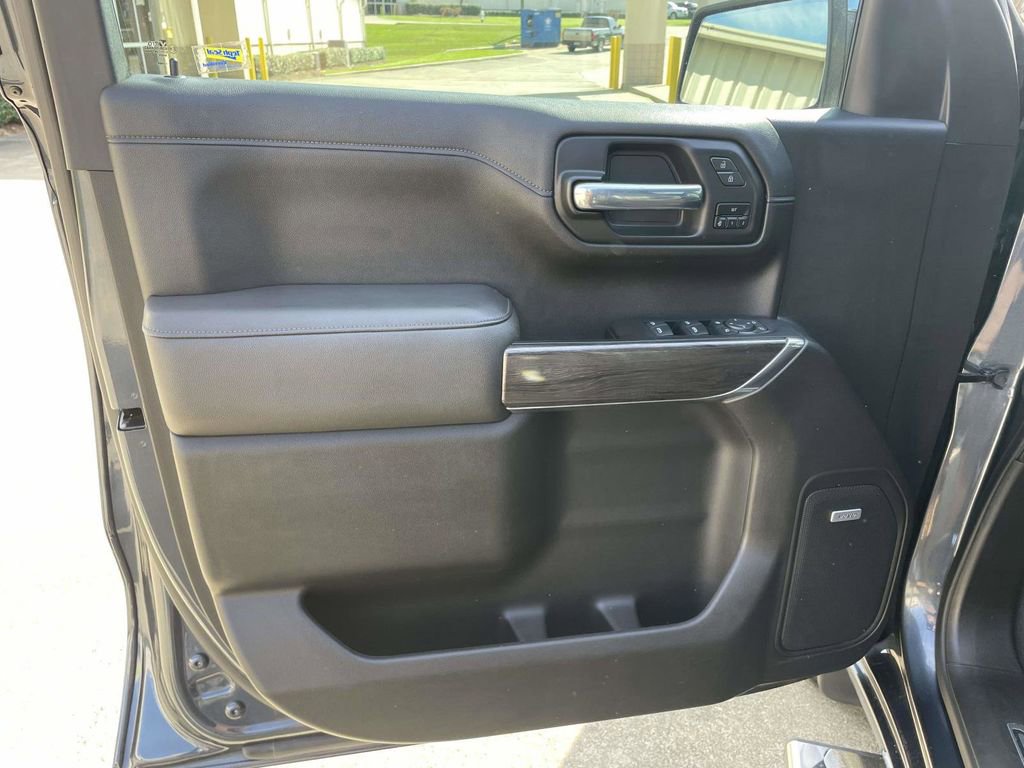 Used 2020 Chevrolet Silverado 1500 LTZ w/ LTZ Premium Package image 15