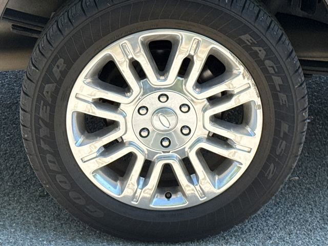 Used 2013 Ford F150 Platinum image 9