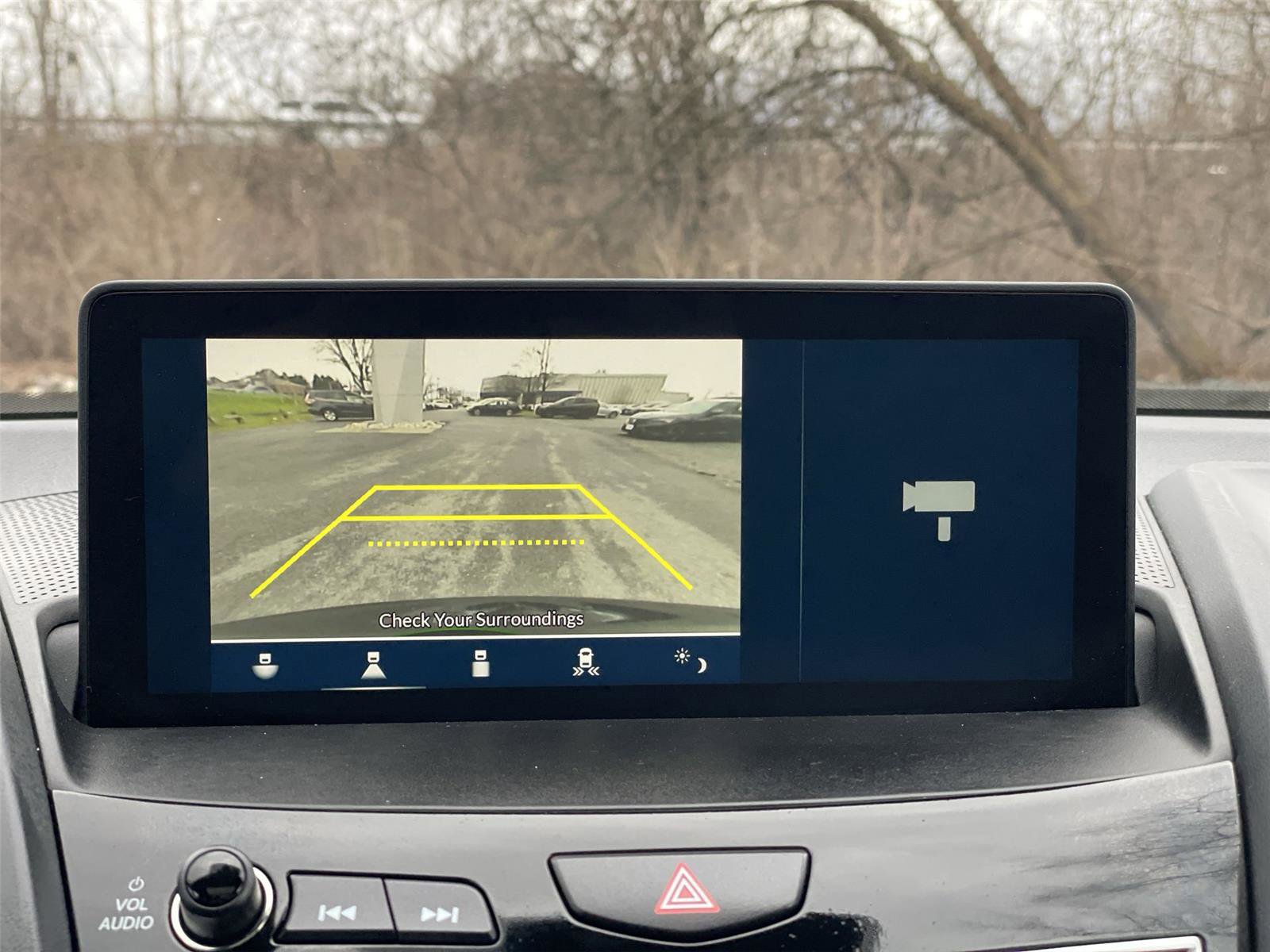 Used 2025 Acura RDX SH-AWD image 18