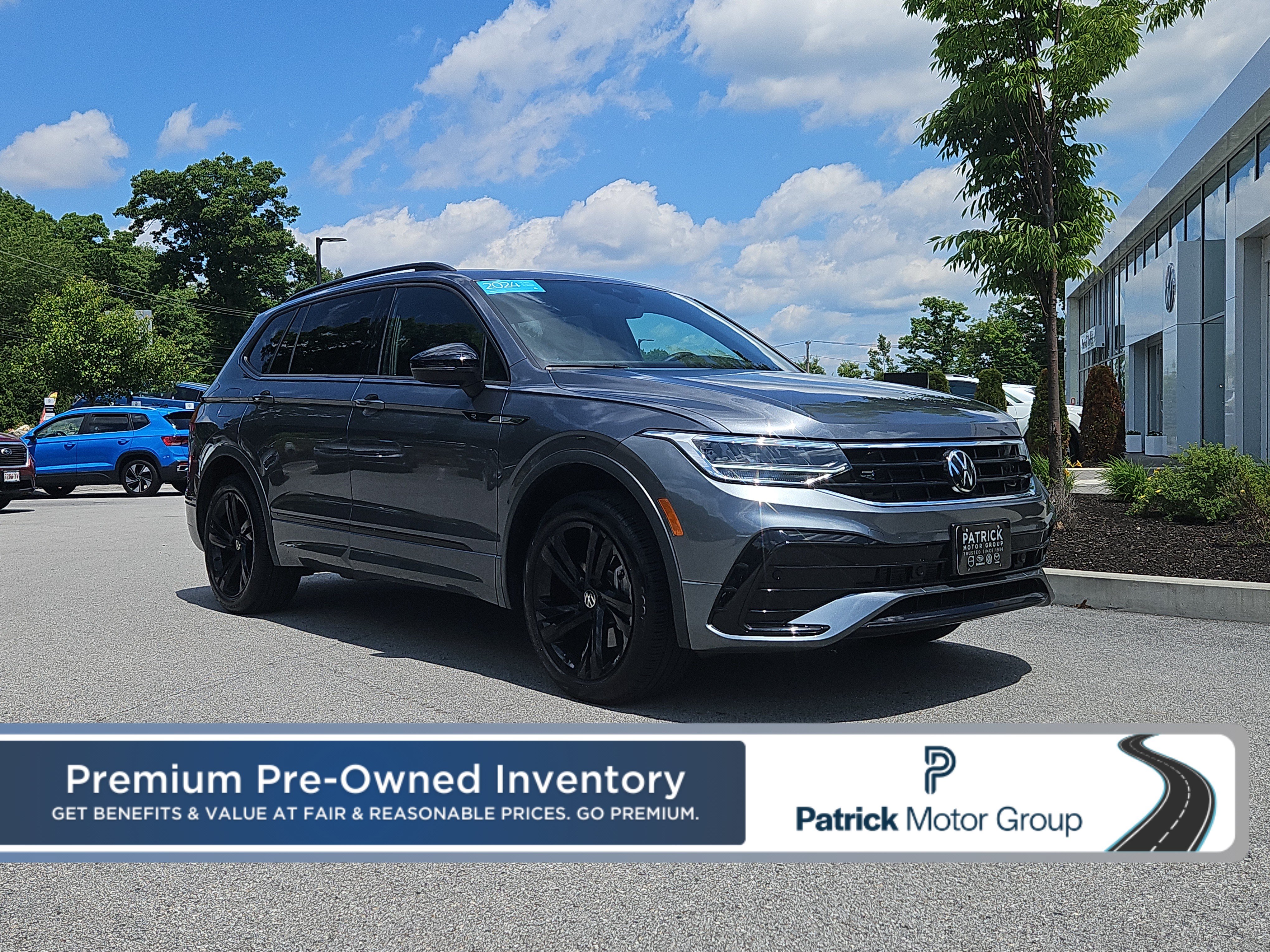 Certified 2024 Volkswagen Tiguan SE R-Line AWD/4WD image 1