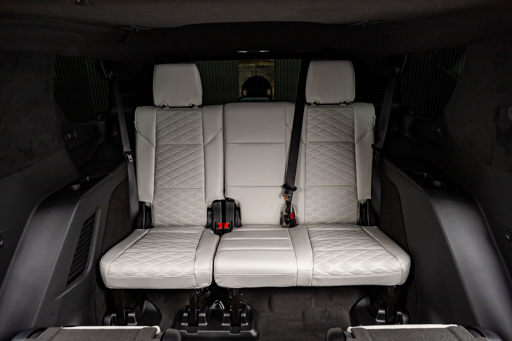 Used 2026 Cadillac Escalade Platinum Sport w/ LPO, ONYX Package image 38