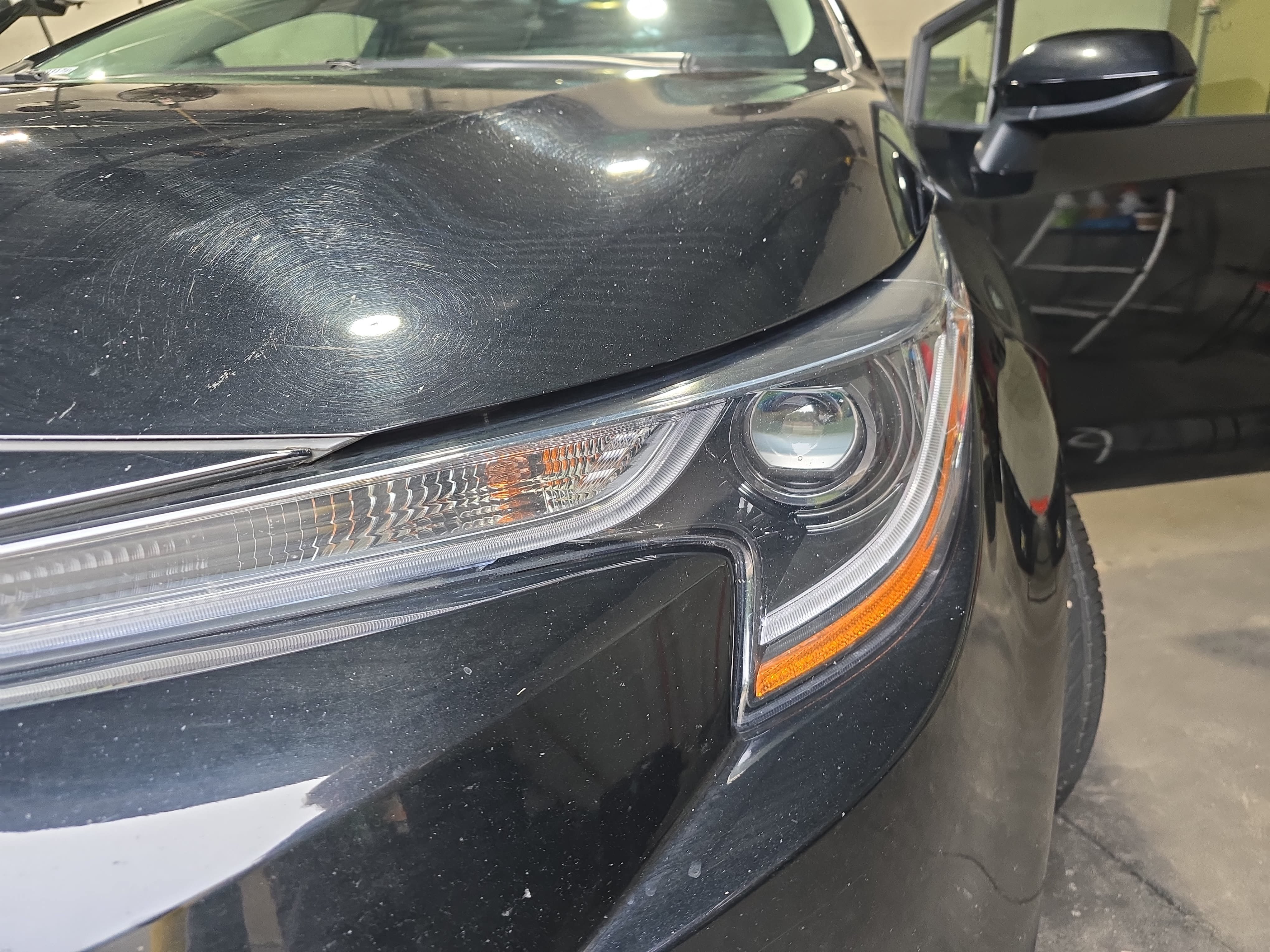 Used 2025 Toyota Corolla LE FWD image 31