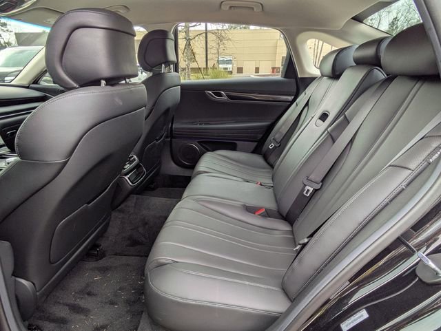 Used 2025 Genesis G80 2.5T image 13