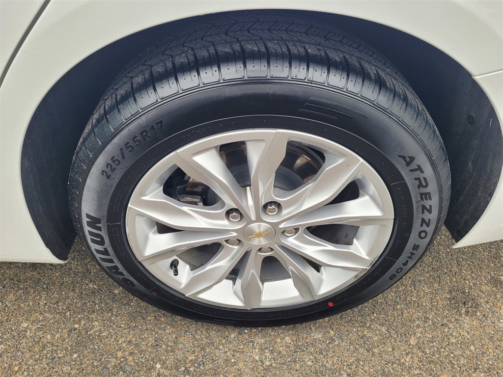 Used 2023 Chevrolet Malibu LT image 24