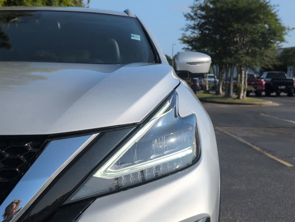 Used 2020 Nissan Murano SL w/ Moonroof Package FWD image 12