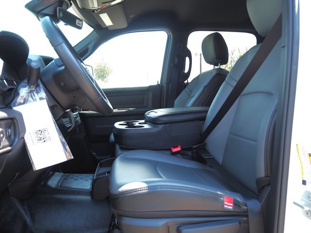 New 2026 RAM 5500 Tradesman w/ Chrome Appearance Group image 13