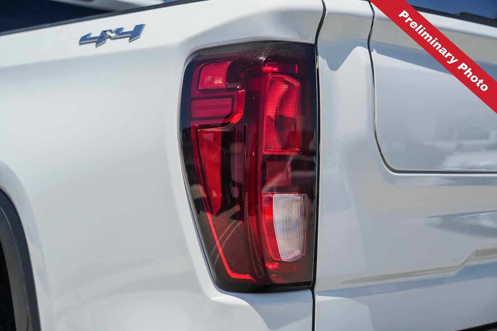 Used 2022 GMC Sierra 1500 SLE AWD/4WD image 12