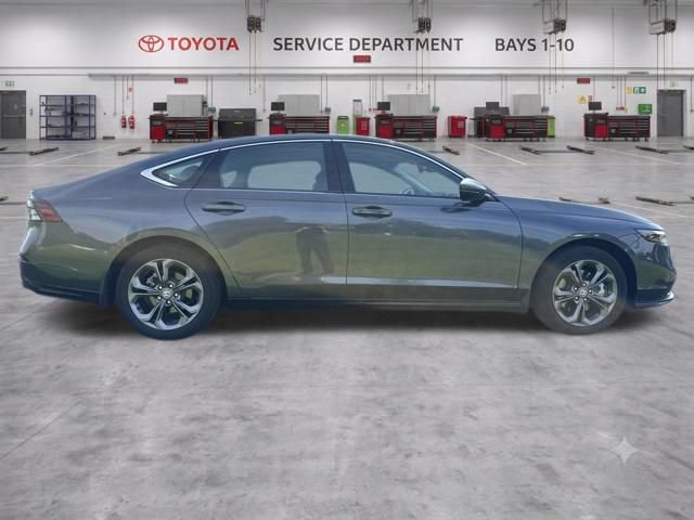 Used 2024 Honda Accord EX-L image 8