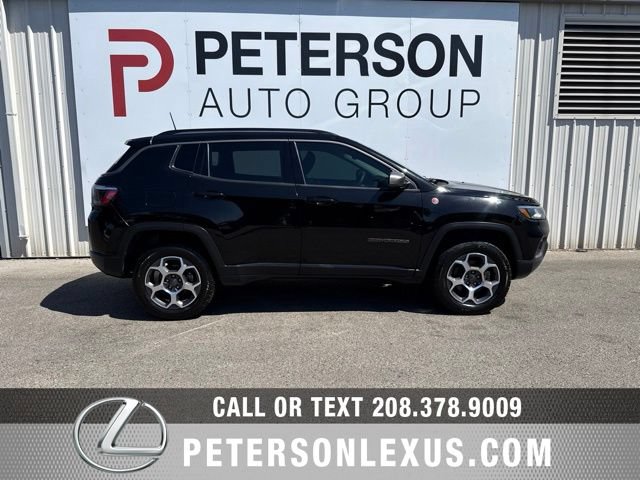 Used 2022 Jeep Compass Trailhawk AWD/4WD image 3