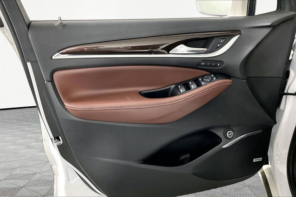 Certified 2020 Buick Enclave Avenir FWD image 18