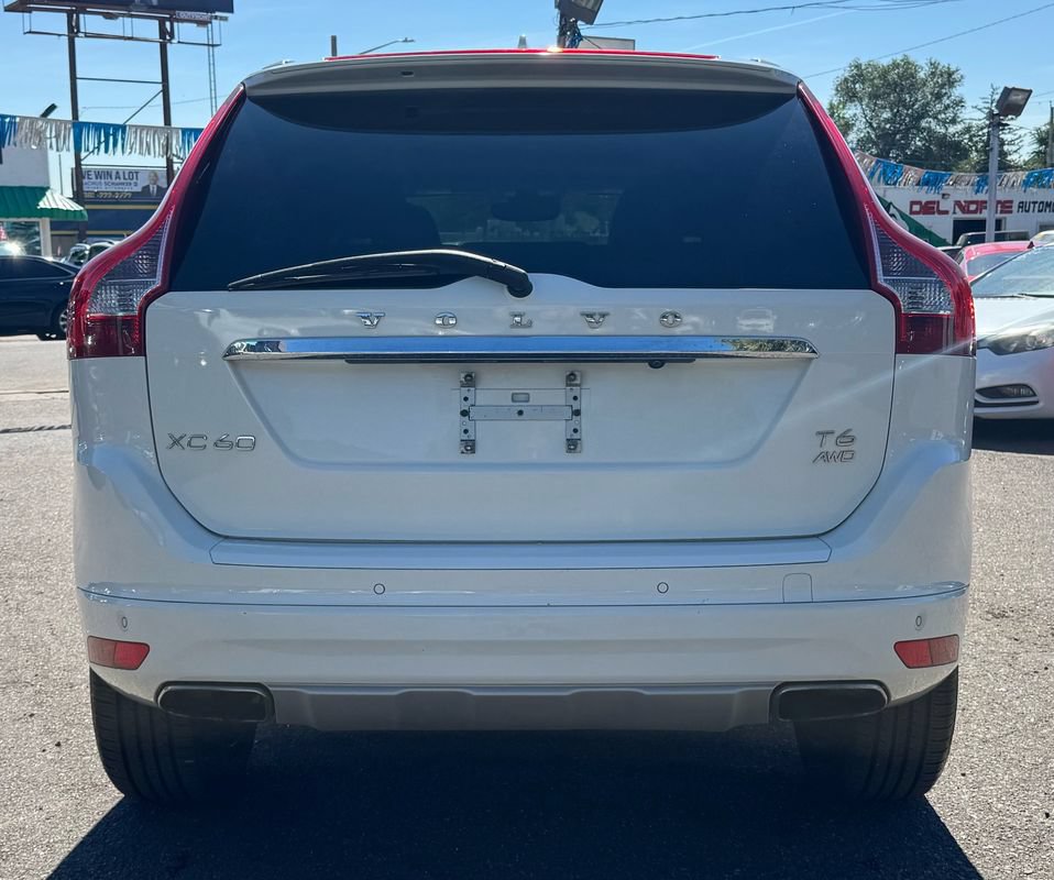 Used 2017 Volvo XC60 T6 Inscription w/ Protection Package AWD/4WD image 4