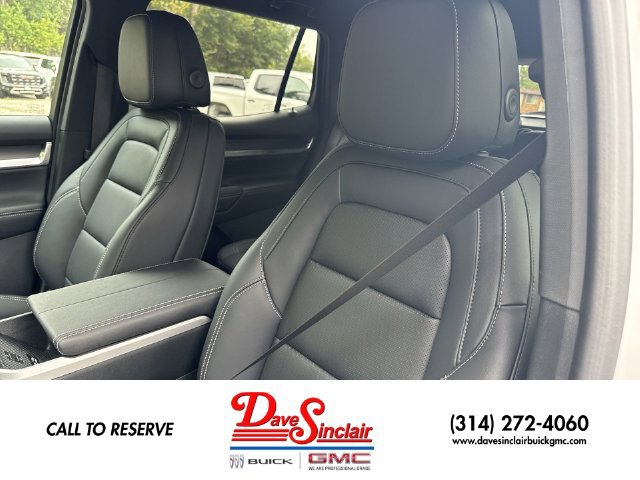 New 2027 GMC Terrain Elevation w/ Elevation Premium Package FWD image 11