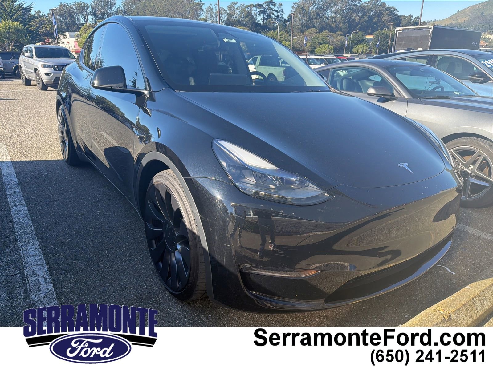 Used 2023 Tesla Model Y Performance image 1