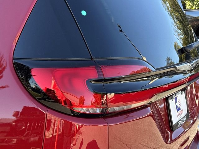 New 2026 Chrysler Pacifica Select image 9