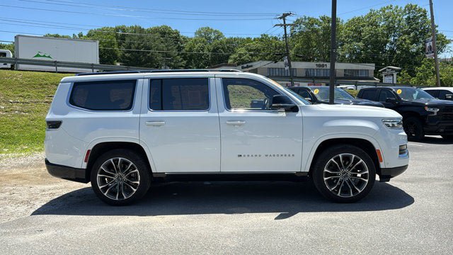 Certified 2023 Jeep Grand Wagoneer Series III AWD/4WD image 5