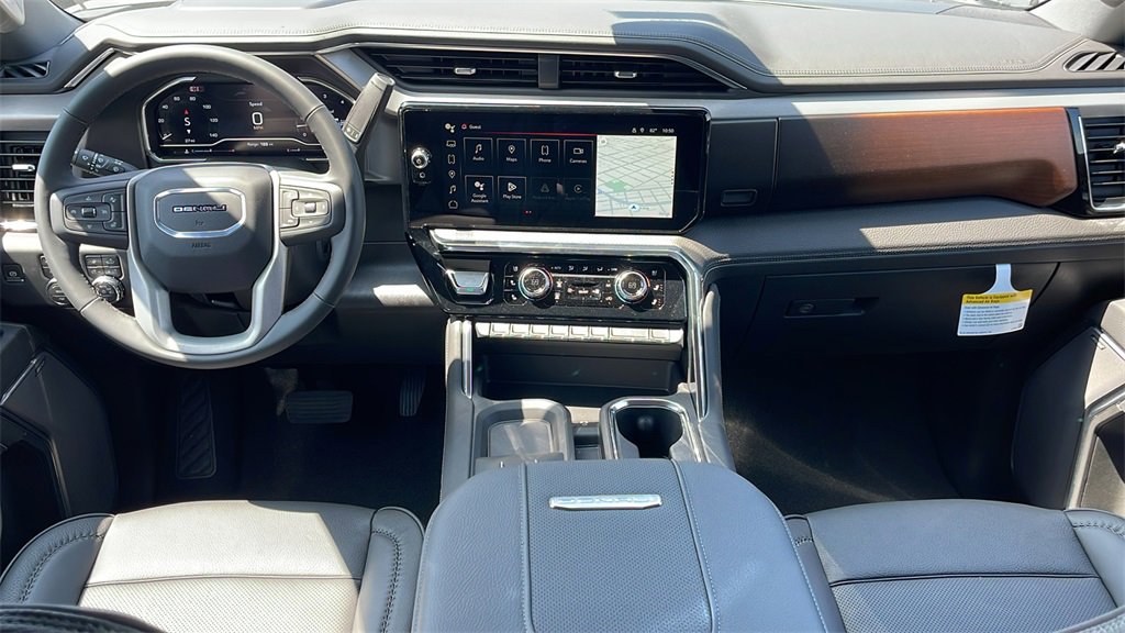 New 2025 GMC Sierra 2500 Denali w/ Denali Reserve Package image 17