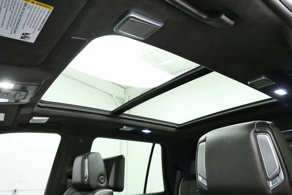 Used 2023 Cadillac Escalade V image 39