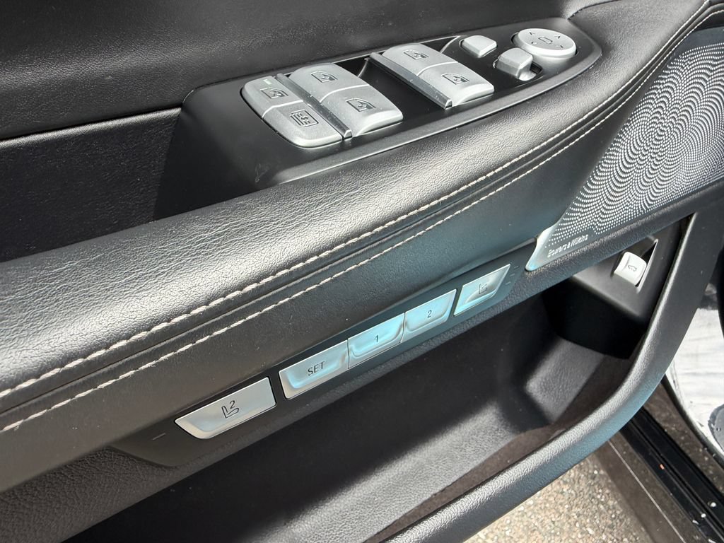 Used 2018 BMW 750i RWD image 20