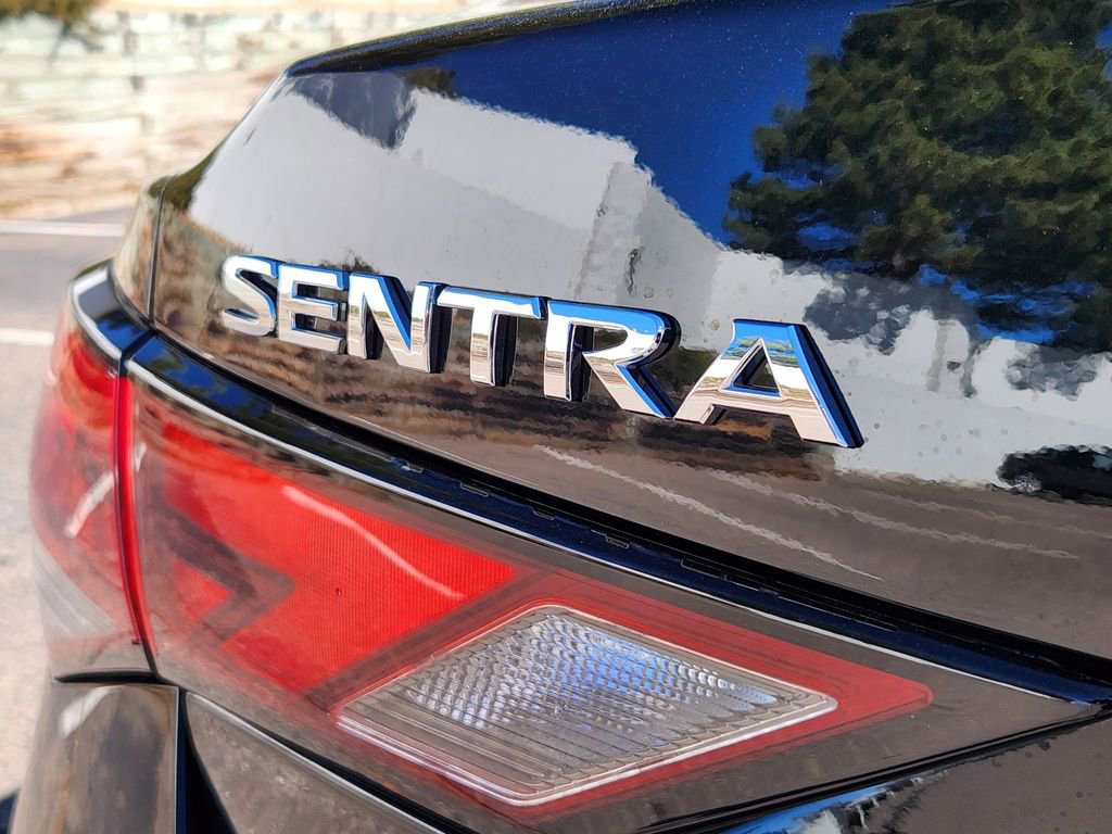 Used 2025 Nissan Sentra SV w/ All-Weather Package FWD image 13