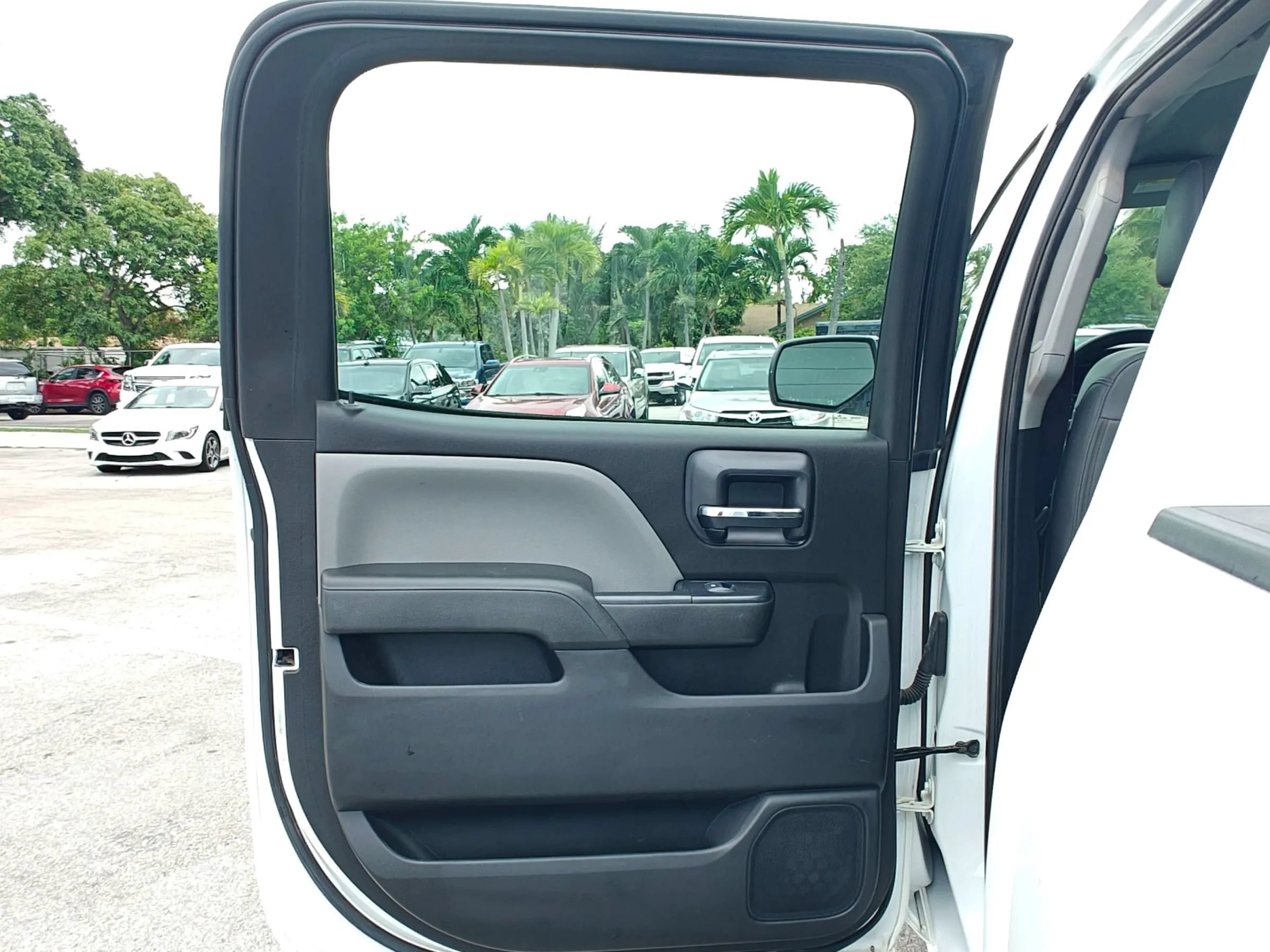 Used 2019 Chevrolet Silverado 2500 W/T AWD/4WD image 10