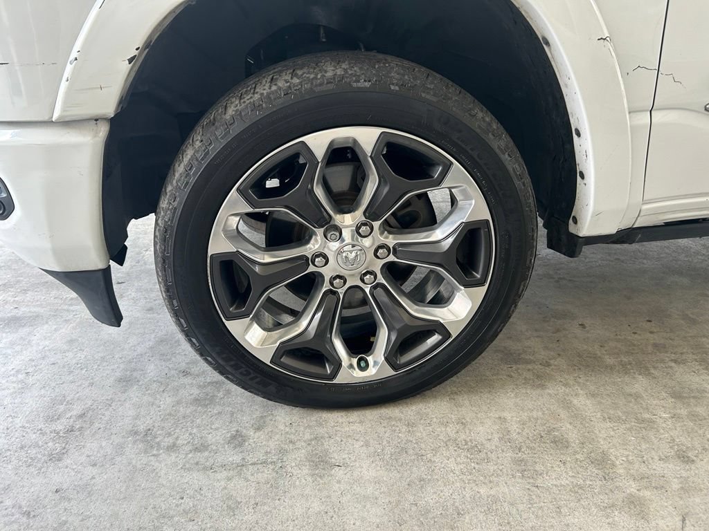 Used 2020 RAM 1500 Limited w/ Body Color Bumper Group RWD image 13