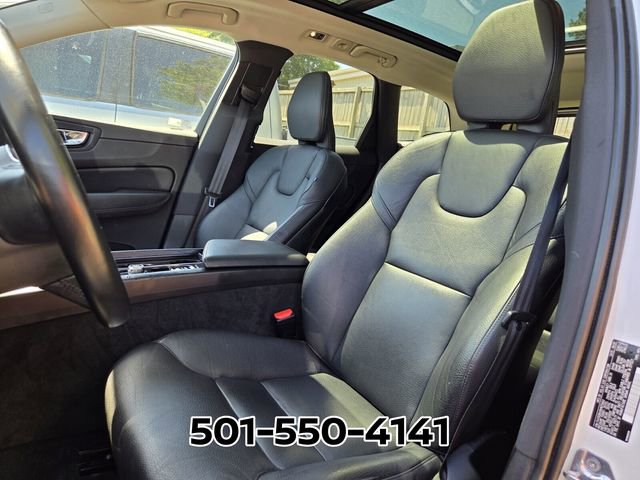 Used 2021 Volvo XC60 T5 Momentum w/ Protection Package Premier AWD/4WD image 8