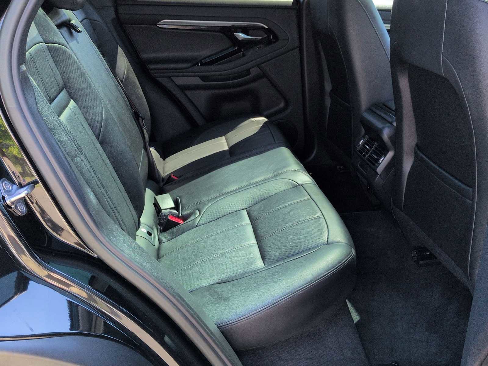 Used 2023 Land Rover Range Rover Evoque S AWD/4WD image 22