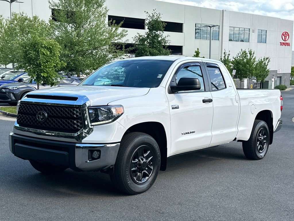 Used 2021 Toyota Tundra SR5 RWD image 2