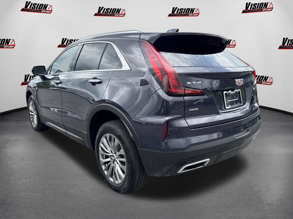 Used 2024 Cadillac XT4 Premium Luxury AWD/4WD image 7