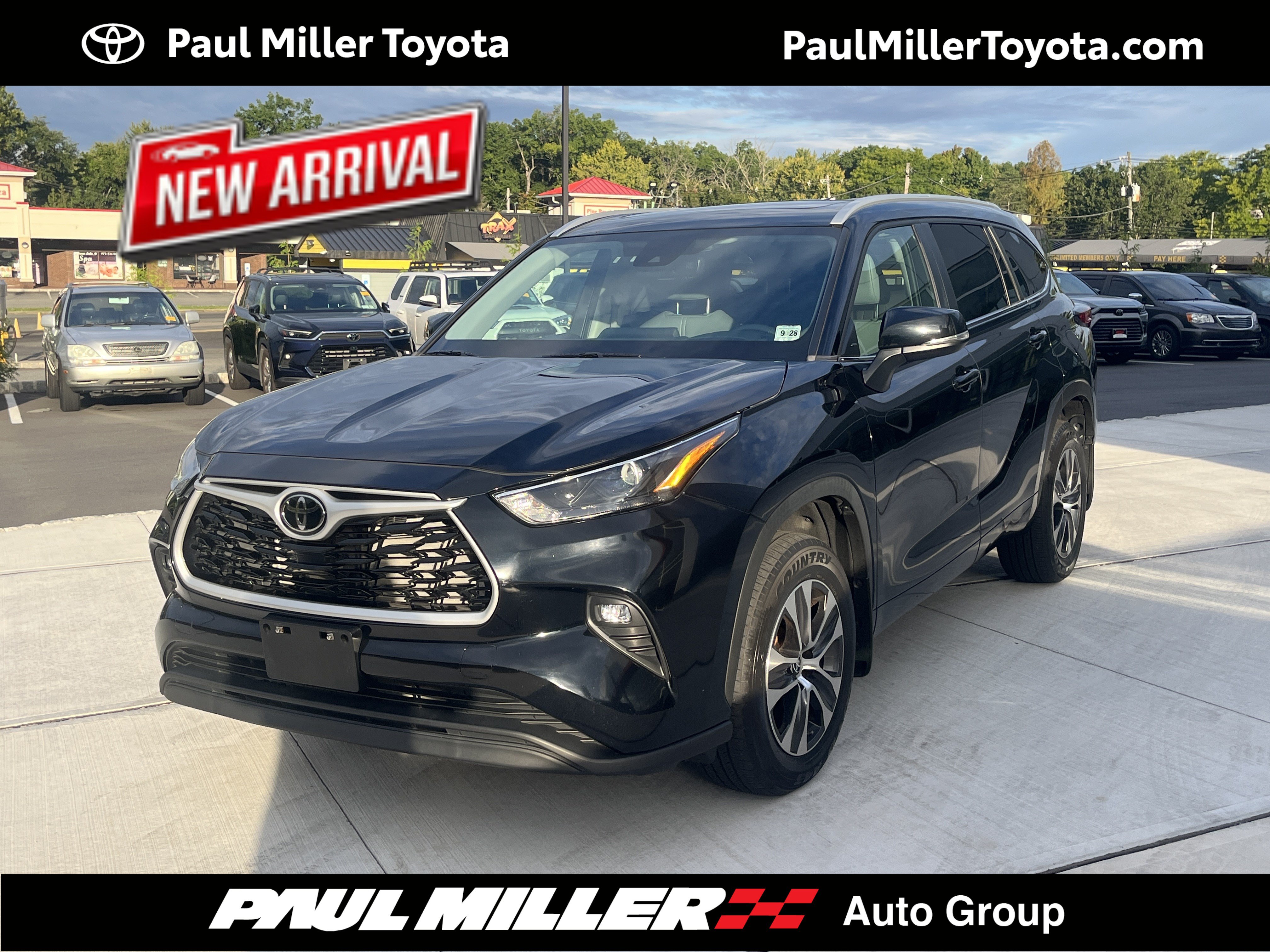 Used 2023 Toyota Highlander XLE
