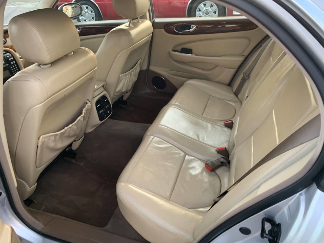 Used 2006 Jaguar XJ8 RWD image 13