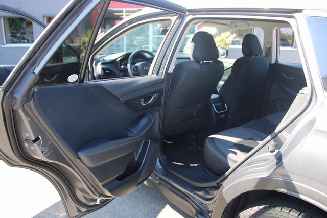 Used 2022 Subaru Outback Premium image 15