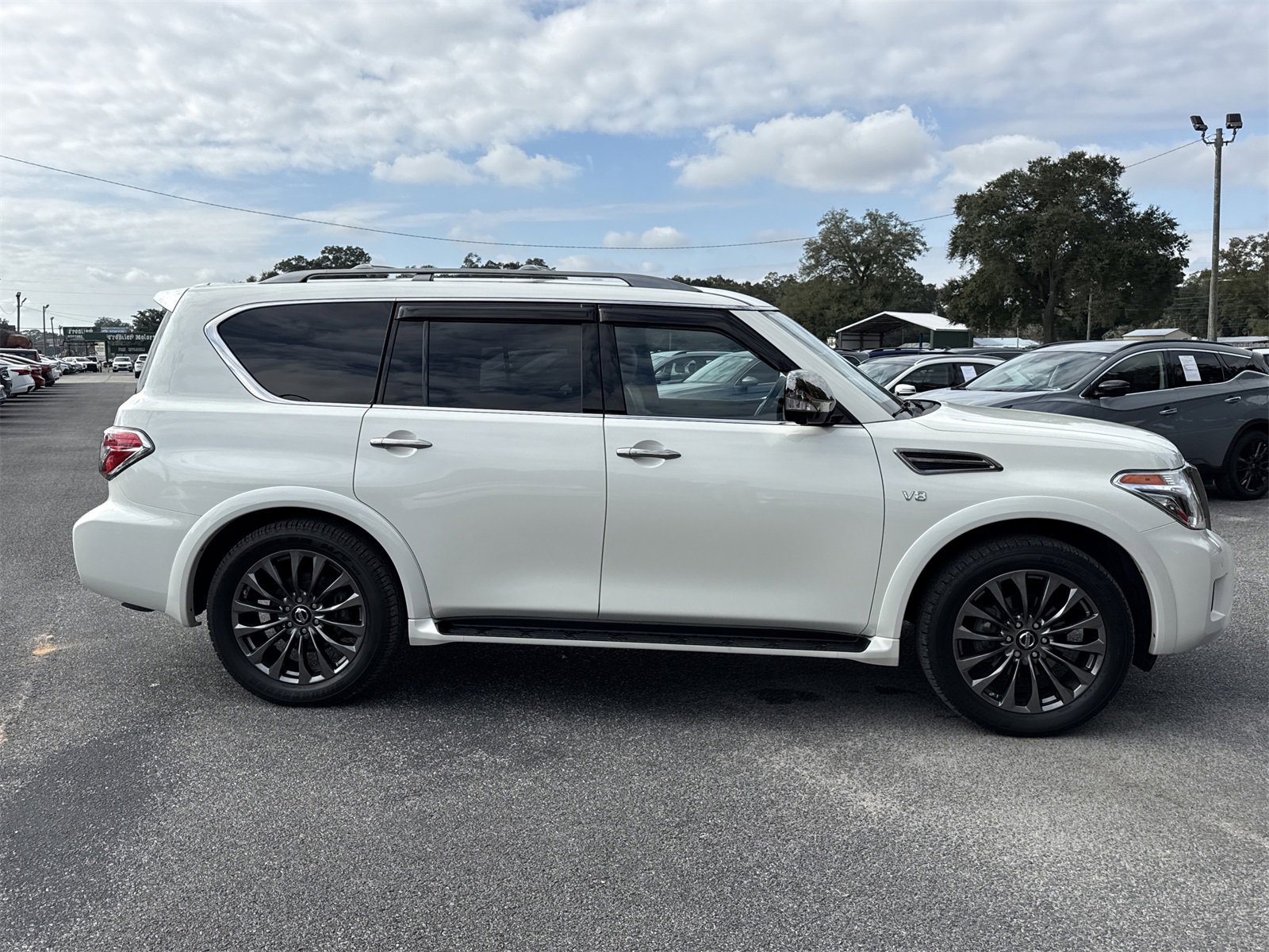 Used 2020 Nissan Armada Platinum w/ Platinum Reserve Package image 6