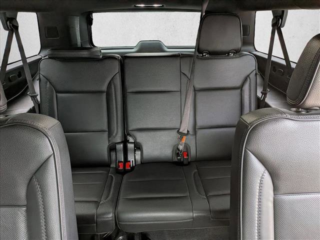 Used 2021 GMC Yukon XL Denali w/ Denali Premium Package image 18