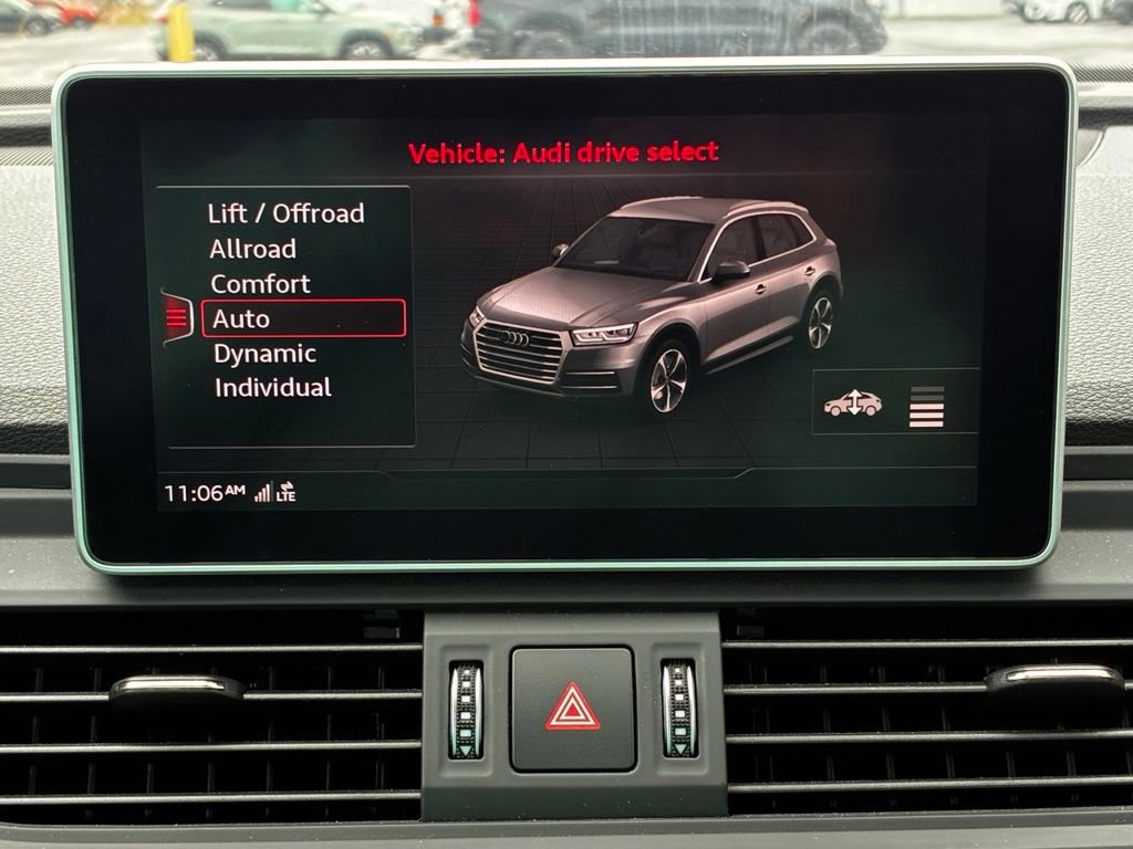Used 2020 Audi SQ5 Prestige w/ Prestige Package AWD/4WD image 25