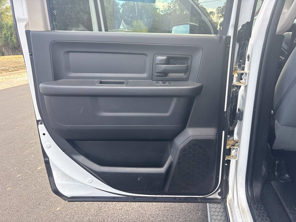 Used 2018 RAM 1500 Express w/ Express Value Package AWD/4WD image 22