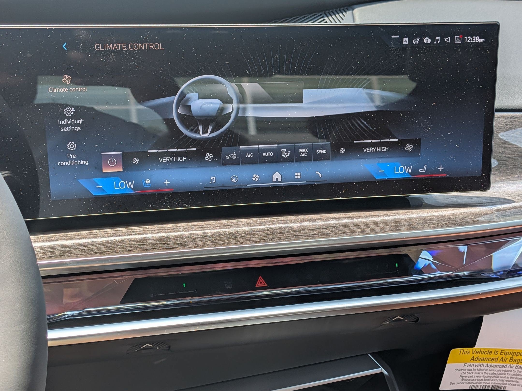 New 2026 BMW 740i xDrive AWD/4WD image 25