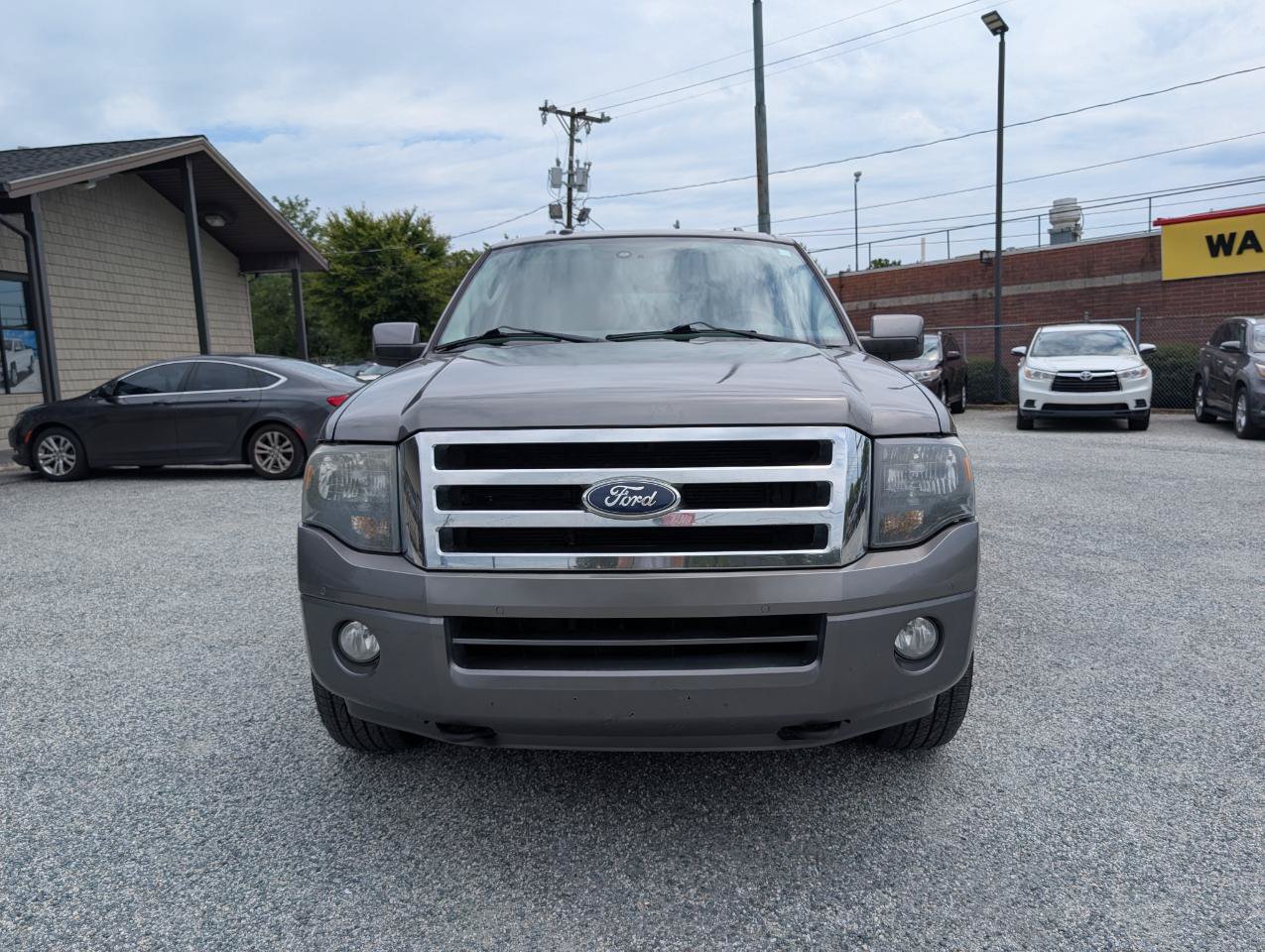 Used 2012 Ford Expedition EL Limited AWD/4WD image 2
